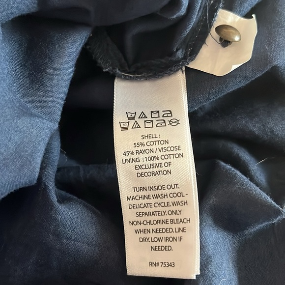 EUC Lucky Brand peasant style dress w/cotton under slip.Unique white embroidery - Picture 10 of 10